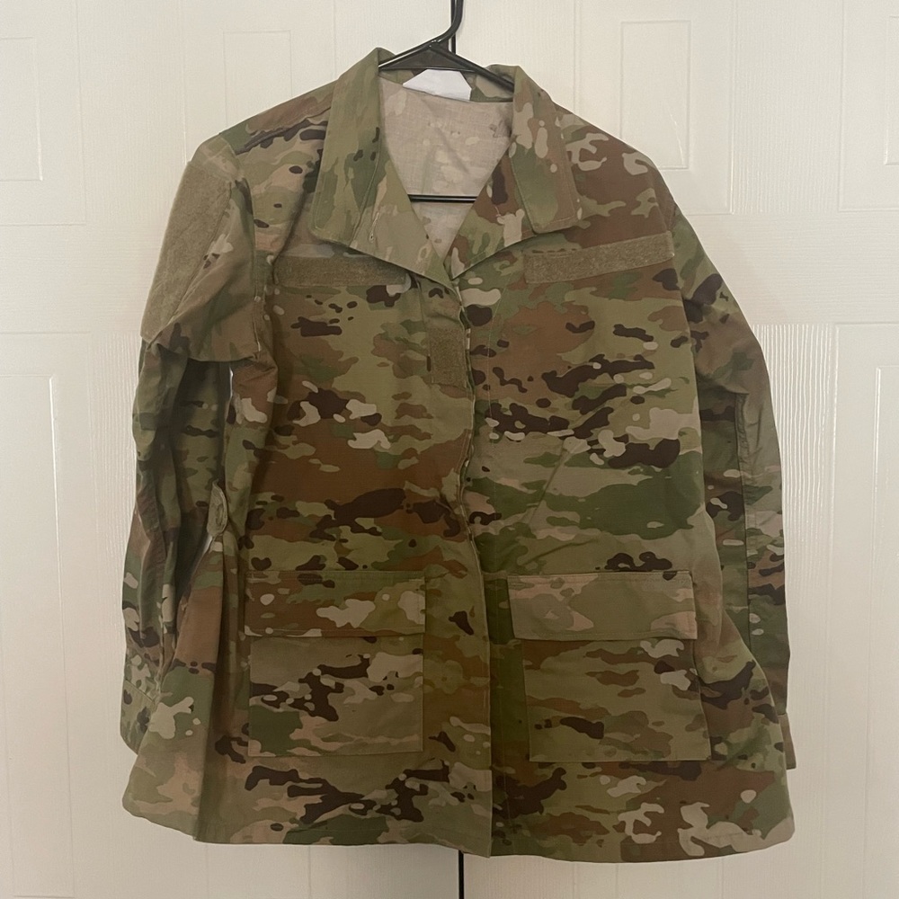 Womens Airforce OCP maternity uniform in various sizes.